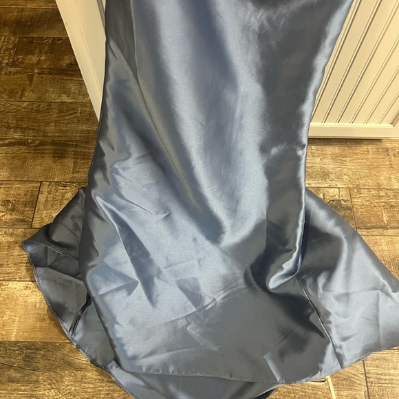 Mother of the Bride or Groom dress, Pagent dress, homecoming, prom…etc - Picture 5 of 9